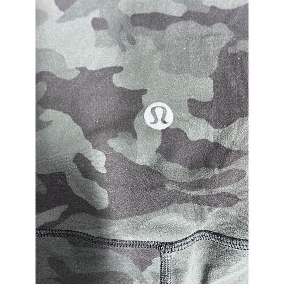 Lululemon Legging Women's 22 Green Camouflage Elastic Waist Pull On Performance - Picture 7 of 7